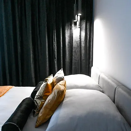 公寓 Apartpalm 大波兰地区格罗济斯克